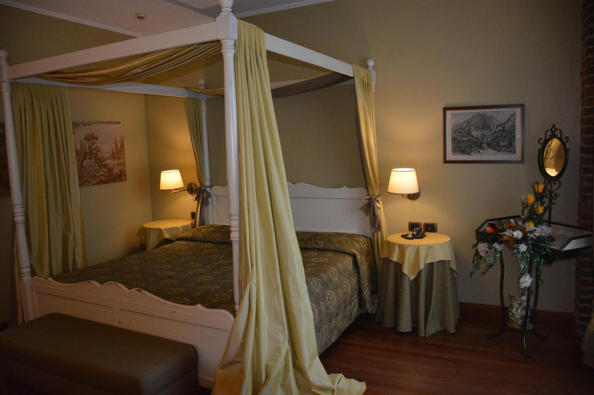 Romantic Hotel Furno San Francesco al Campo Eksteriør bilde