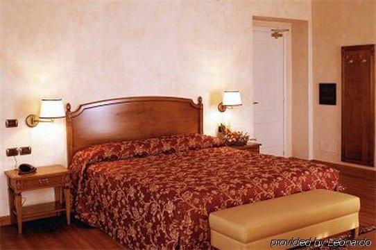 Romantic Hotel Furno San Francesco al Campo Rom bilde